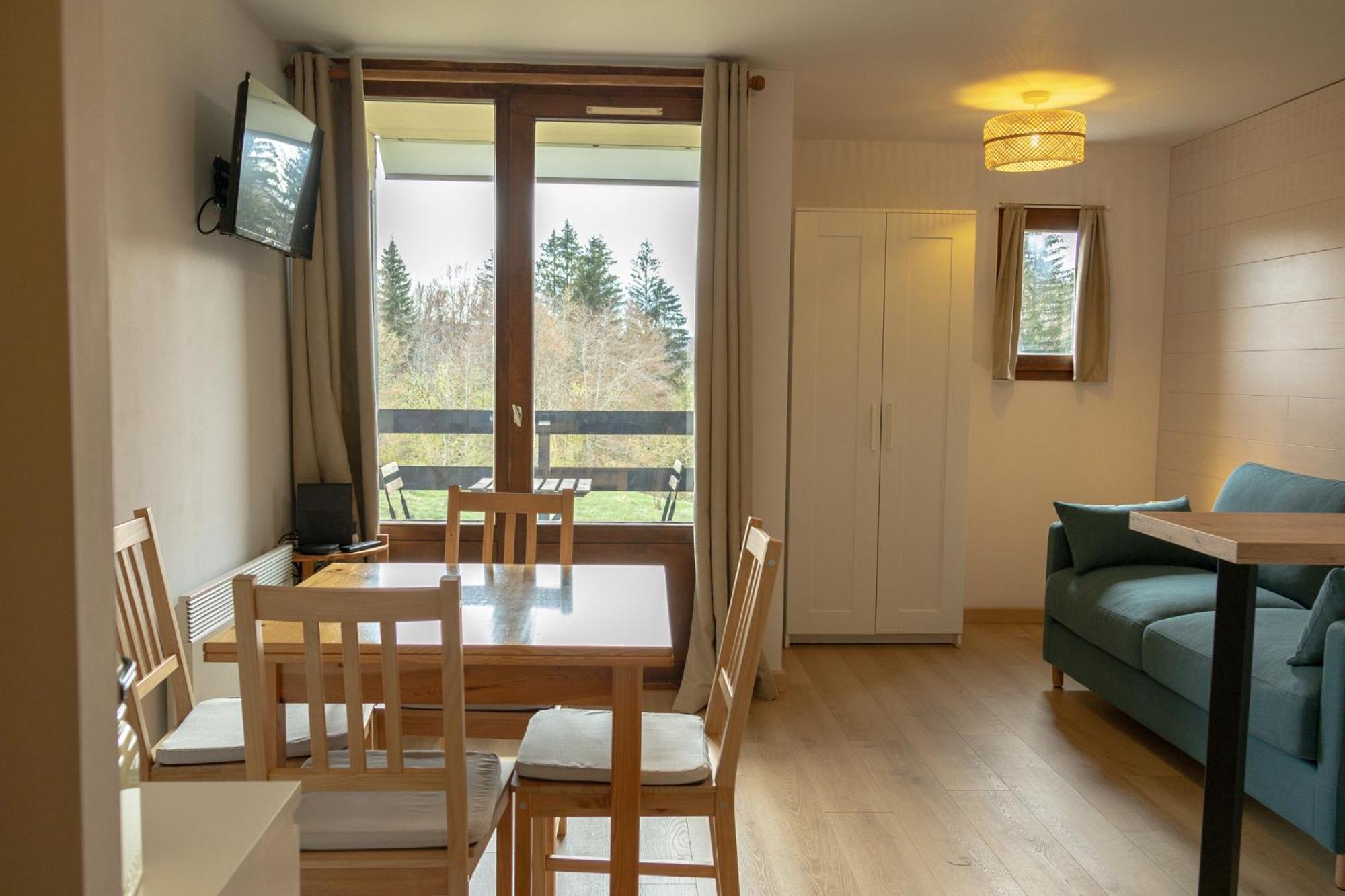 Chaleureux Appartement Avec Balcon Au Coeur Des Rousses Les Rousses Exterior photo